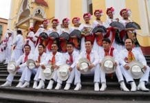 El ballet folclórico de la UDLAP fue parte del record Guinness de La Bamba, celebrado en Veracruz