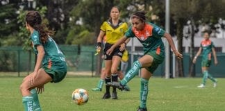 Imbatibles lucen las Aztecas UDLAP de soccer femenil