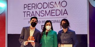 Estudiantes UDLAP ganadores del primer espacio del Premio Municipal de Periodismo Transmedia