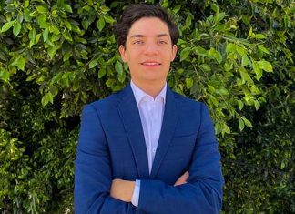 IMEF Universitario reconoce tarea de estudiante UDLAP 