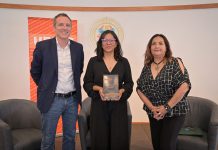 La escritora Socorro Venegas comparte sus experiencias con estudiantes de la UDLAP