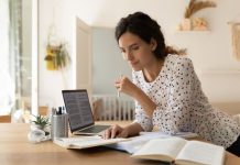 Cómo financiar tu Estudios en Término: préstamos, becas y más Cómo financiar tu Estudios en Término: préstamos, becas y más