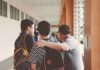 ¿Cómo se sostiene la autoridad de los padres y de los maestros delante los adolescentes, hoy?