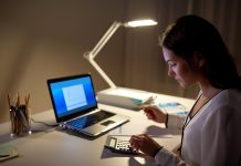 Quiero estudiar pero no tengo parné: ¿Qué hago? | Blog UNITEC Quiero estudiar pero no tengo parné: ¿Qué hago? | Blog UNITEC
